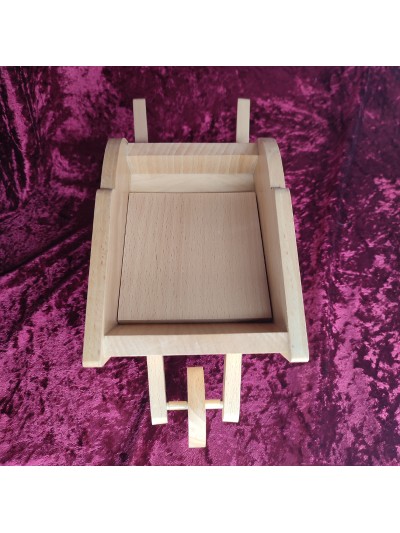 porte plante en bois d'une brouette