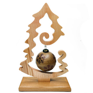 Superbe sapin de noël avec  boule imitation bois en frêne et chêne