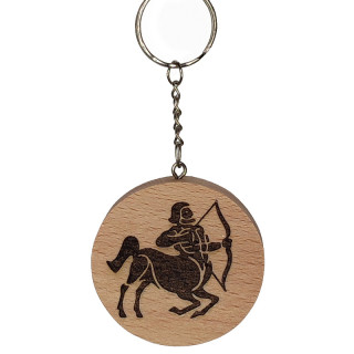 Voici un joli porte-clés du signe astrologique Sagittaire en hêtre