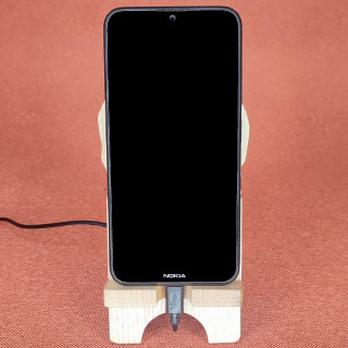 Station D'accueil Pour Smartphone avec une tête de mort découpée