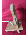 Station D'accueil en bois Pour Smartphone avec une guitare