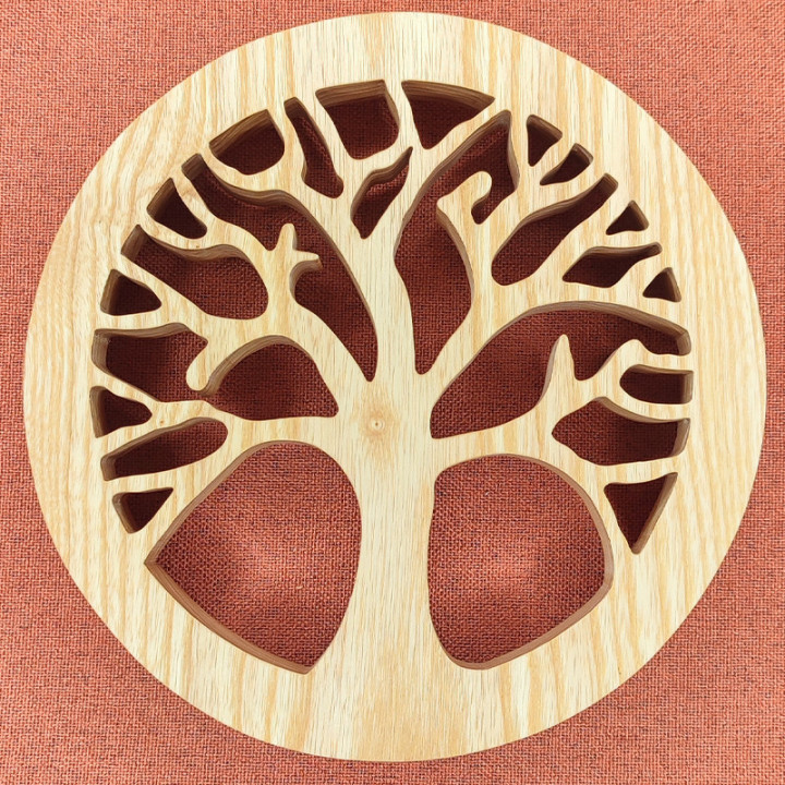 Dessous de plat rond en bois noble ou vous retrouver l’arbre de vie