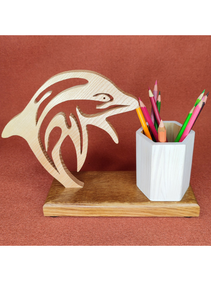 Pot à Crayons en bois d'un dauphin