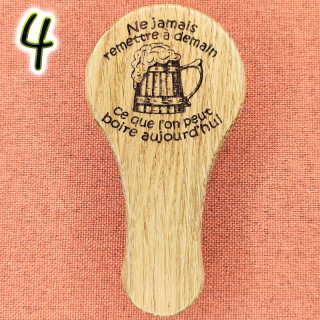 décapsuleur de poche personnalisable qui vous suivra partout en chêne