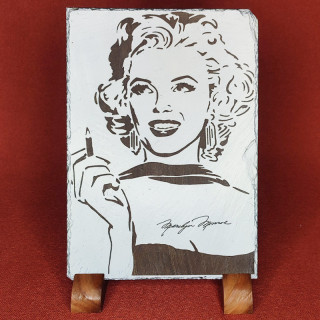 Gravure sur ardoise de la célébrité Marilyn Monroe avec la signature