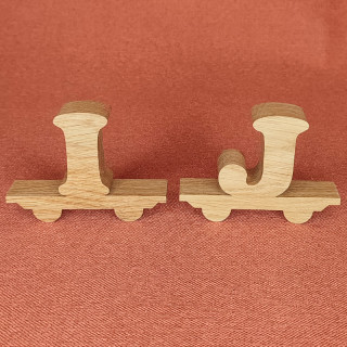 Je vous propose un train entièrement personnalisable avec prénom