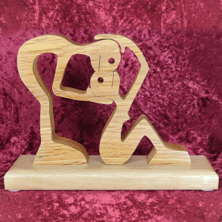 Retrouvé la famille sympatoche, ici un long baisé, personnage bois