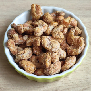 Voici des pralines Noix de Cajou de 250 g finement préparer pour vous