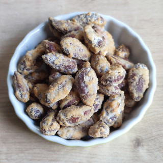 Voici des pralines à l'Amande de 250 g finement préparer pour vous