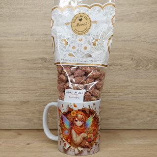 Mug à personnaliser de la fée de l'automne avec un panier de fleurs