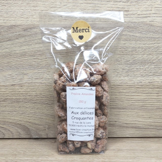 Voici des pralines à l'Amande de 150 g finement préparer pour vous