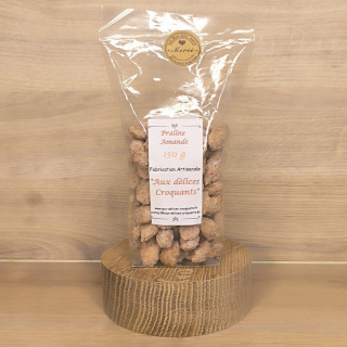 Voici des pralines à l'Amande de 150 g finement préparer pour vous