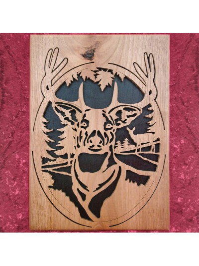 Tableau en bois noble d'un paysage avec un cerf en premier plan