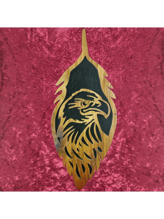 Tableau en chêne ou merisier d'un aigle dans une feuille