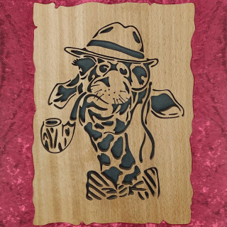 Tableau en hêtre d'une girafe humoristique avec un chapeau et une pipe