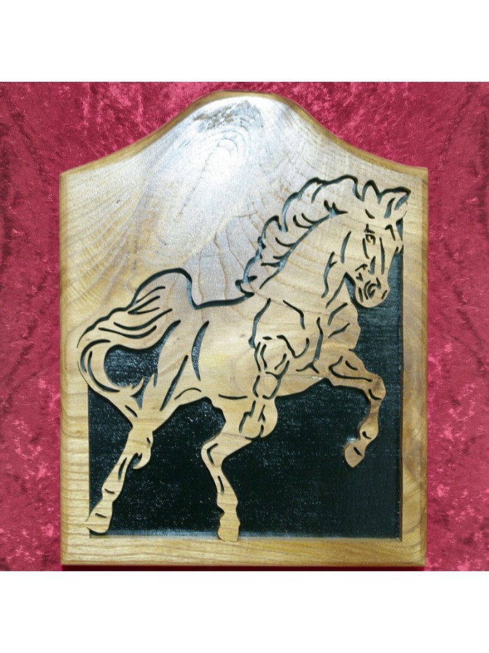 Tableau bois d'un cheval mustang qui se cabre