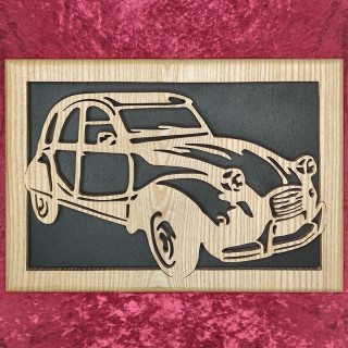 Voici un joli tableau d’une superbe voiture Citroën 2 CV
